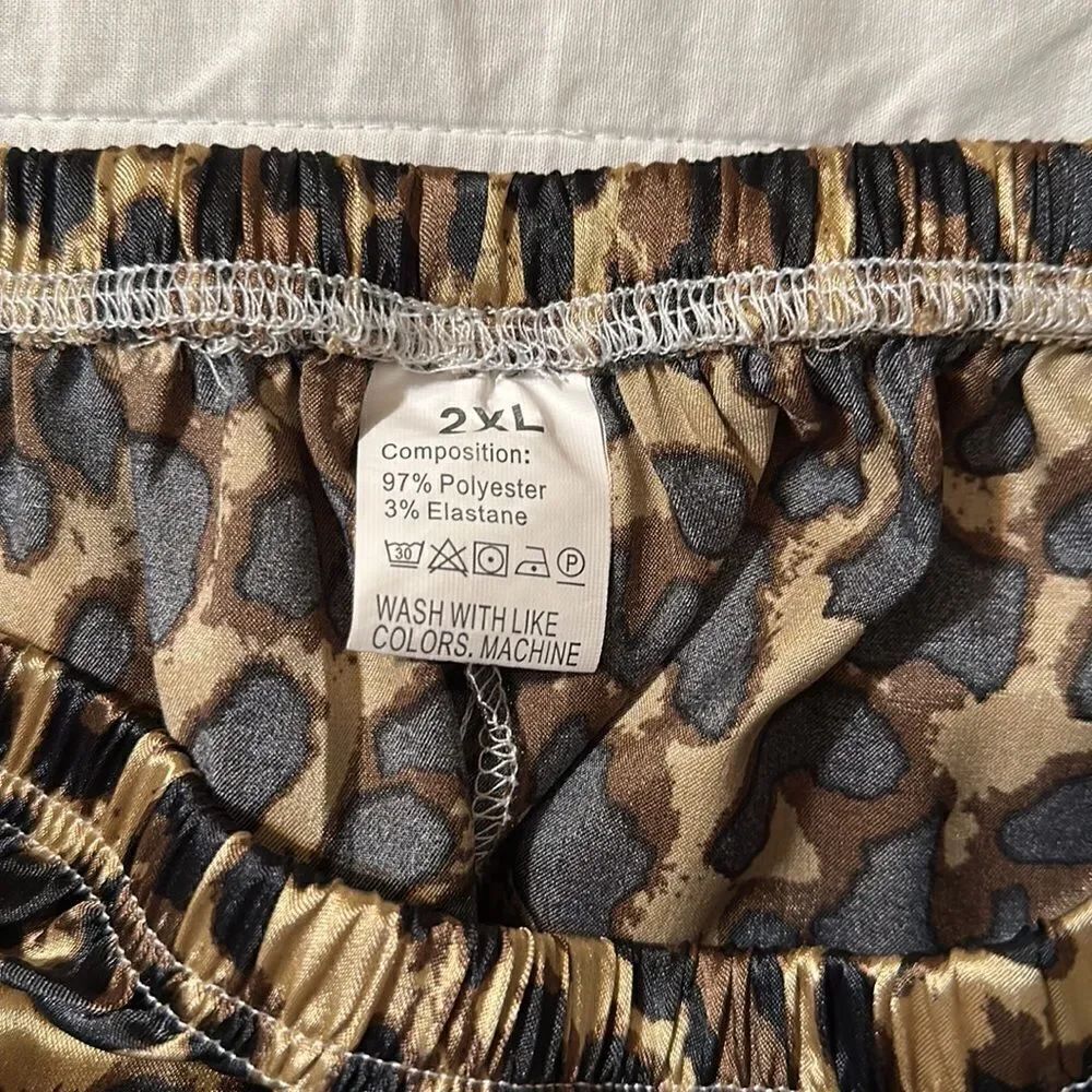 Satin 2X Animal Print Tan Black Brown Wide Leg Pajama Pants - Picture 7 of 8